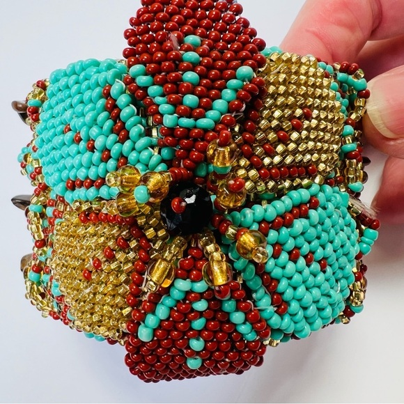 NATIVE AMERICAN SEED BEAD WIDE CUFF BRACELET FLORAL DESIGN TIGER EYE - Picture 6 of 9